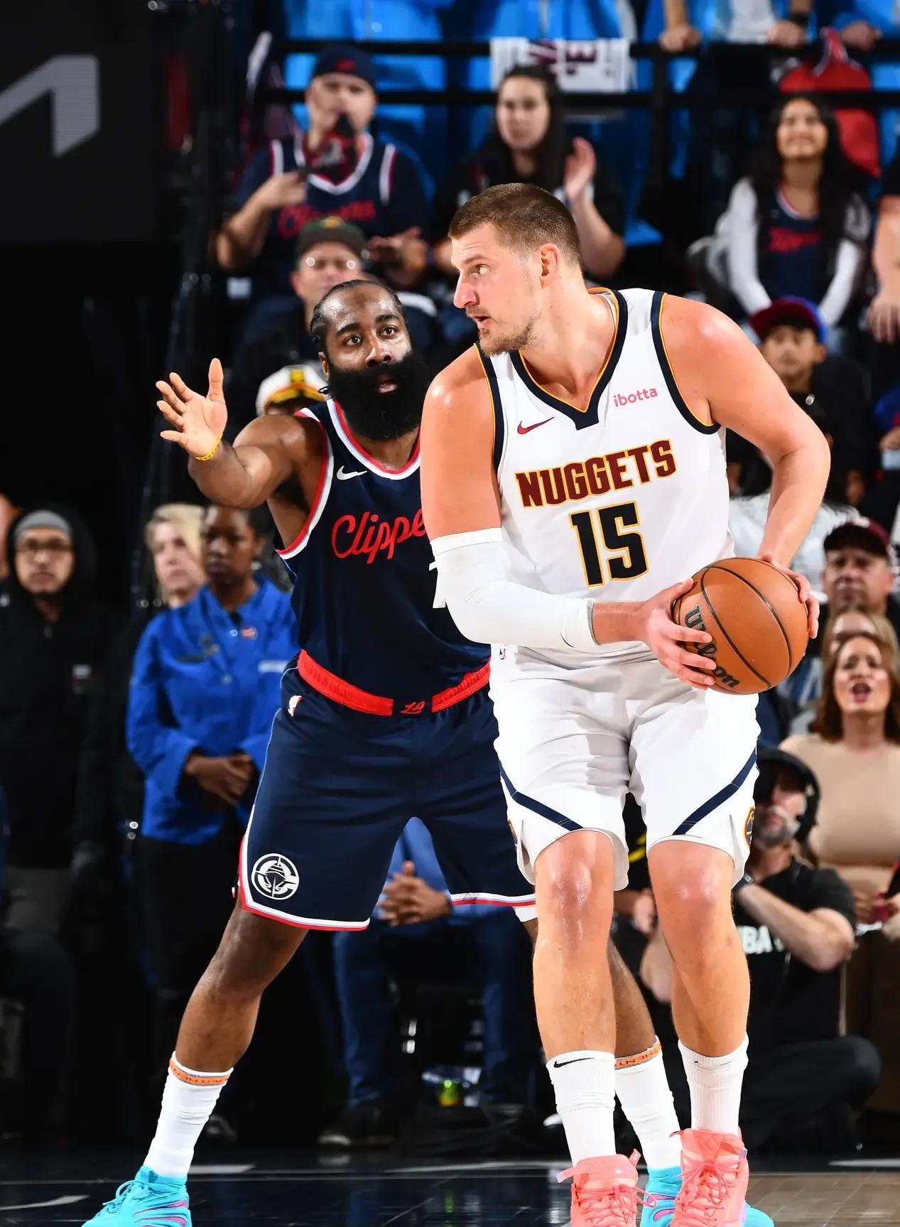 多米体育app包含关键时刻NBA季后赛传出新动向，奥兰多魔术远射贴柱，管理层表态——态度坚定，医务组通报恢复的词条