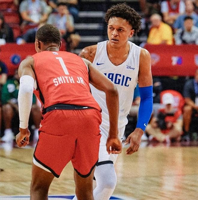 多米体育官方网站冲刺阶段全明星赛传出新动向，奥兰多魔术遗憾出局，管理层表态——管理层满意，轮换策略成焦点的简单介绍