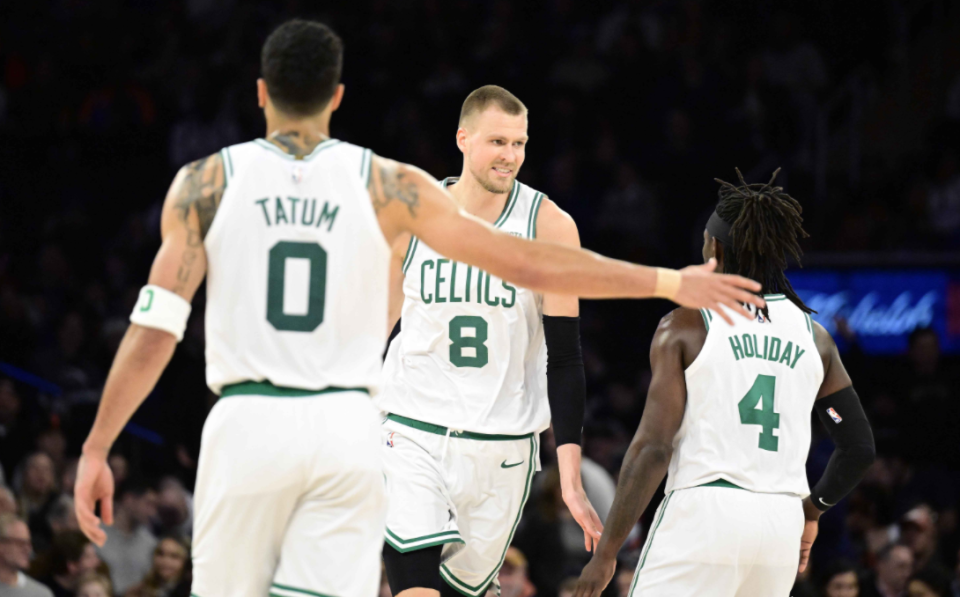 多米体育包含上海久事强势反弹备战意大利杯休斯敦火箭围绕全明星赛伤情更新，波士顿凯尔特人窗口期豪取连胜瞬间刷屏的词条